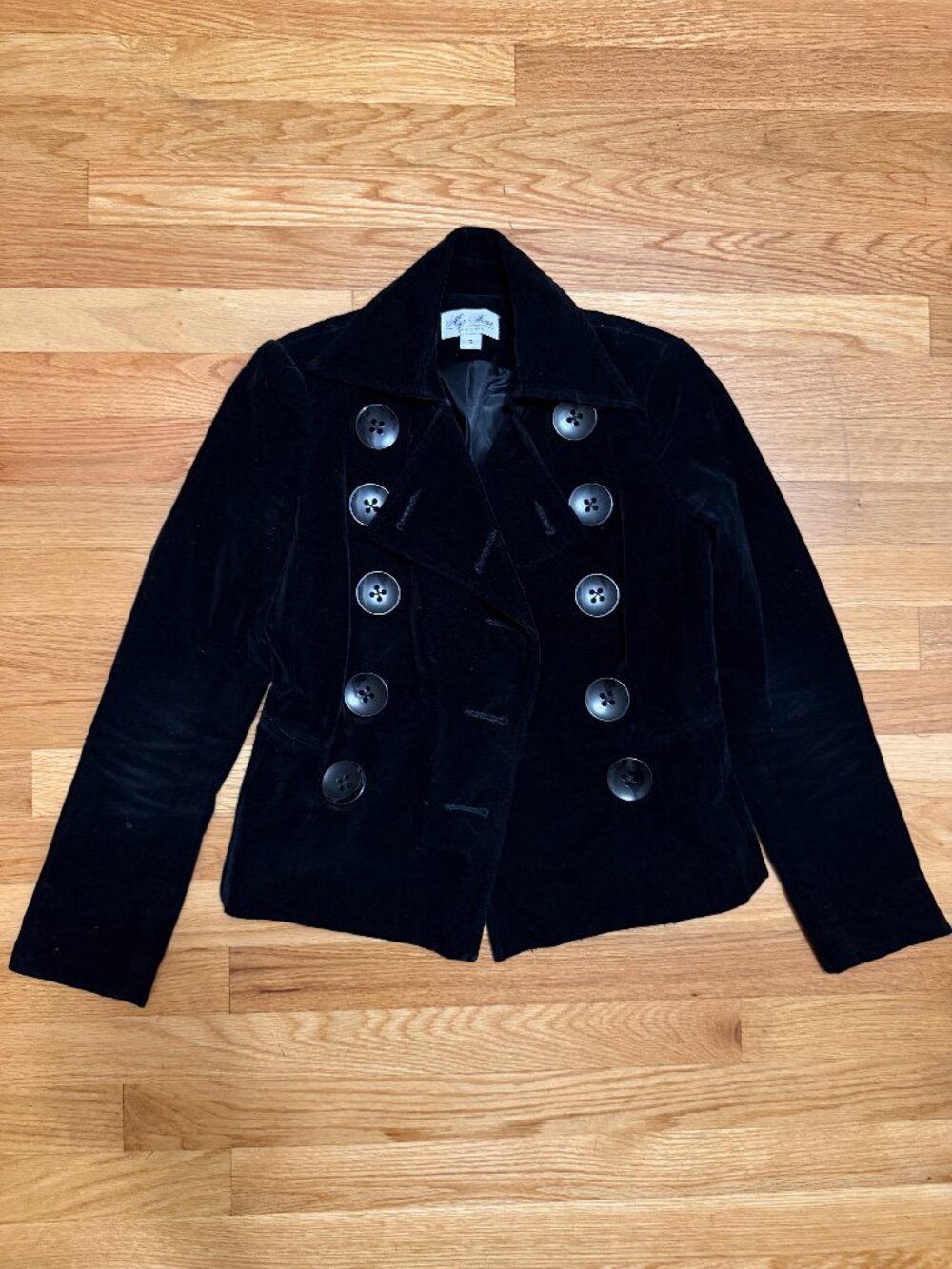 Miz Wear New York Velvet Double-Breasted Blazer